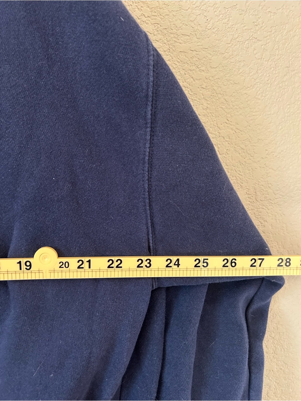 Yellowstone National Park Embroidered Navy Graphic Crewneck Sweatshirt Size L - Picture 6 of 6